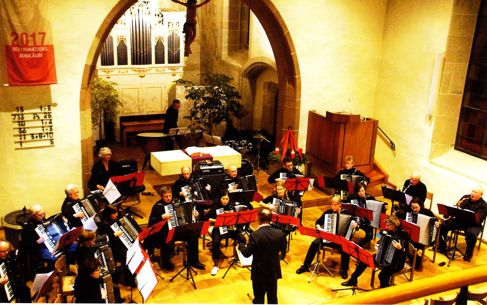 Unser komplettes 1.Orchester beim Adventskonzert
